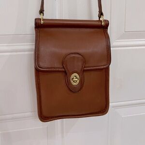 Coach British Tan Murphy crossbody bag 9930 made in Costa Rica